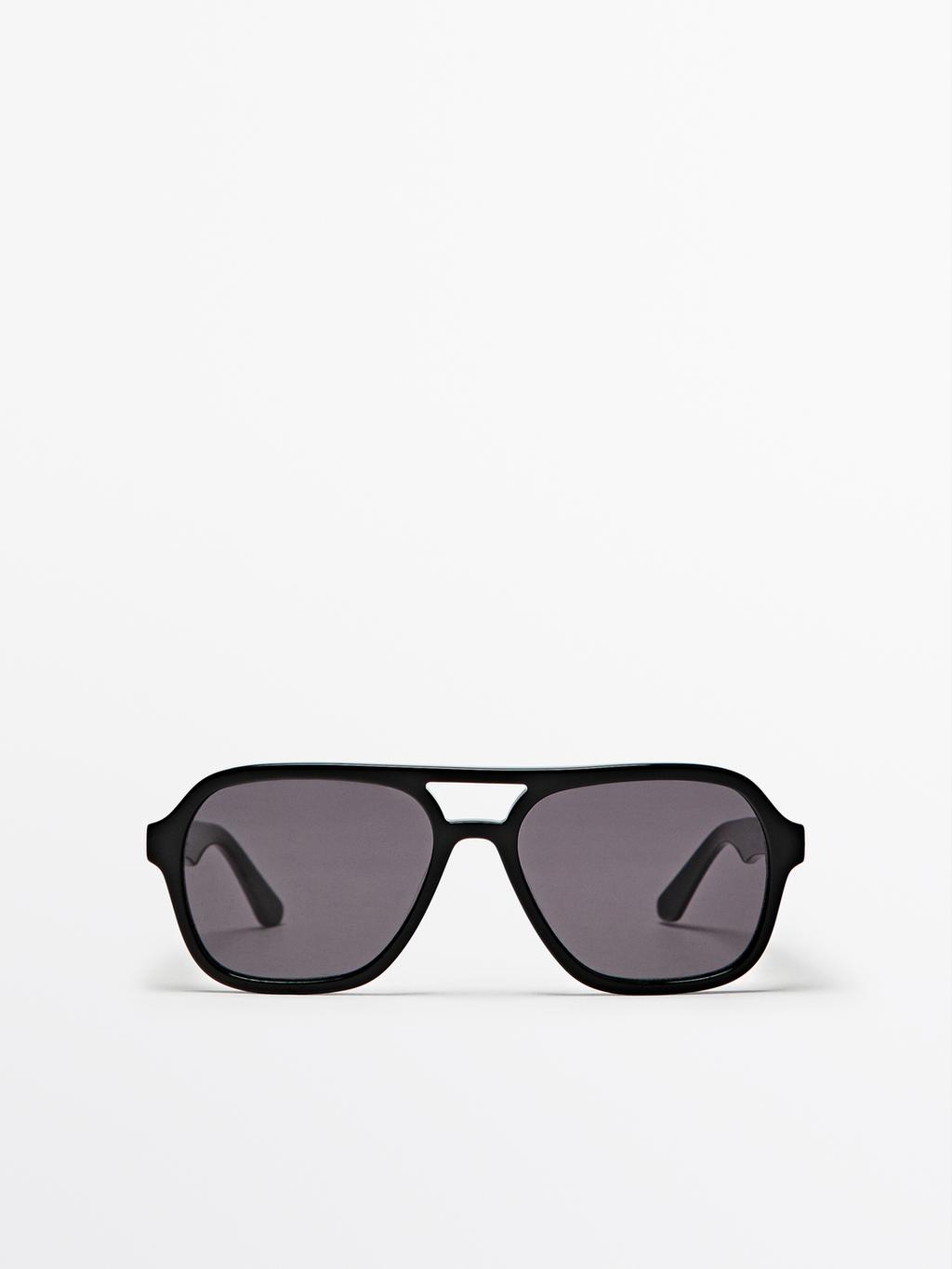 Aviator sunglasses