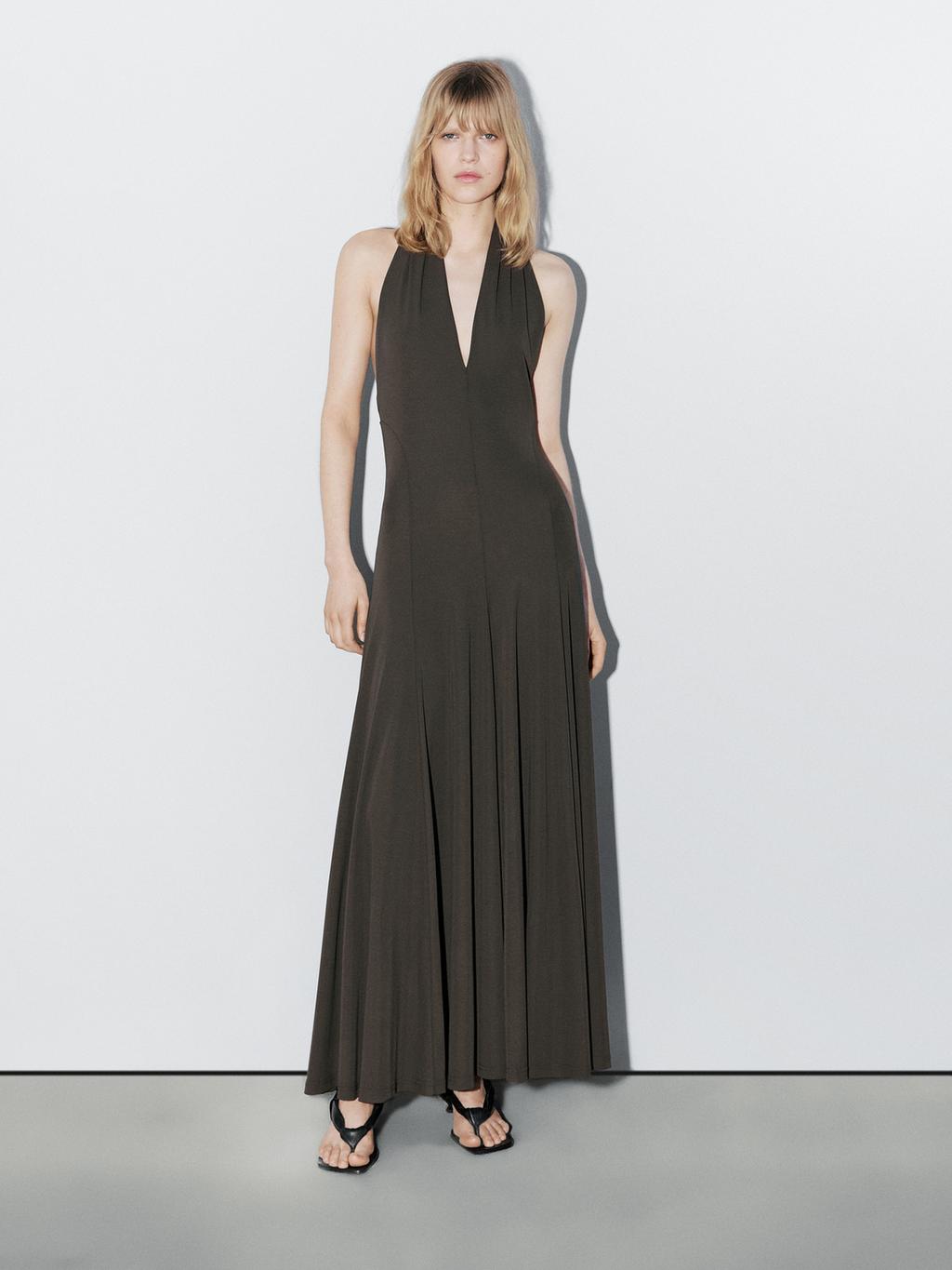 Long flowing halter-neck dress - STUDIO