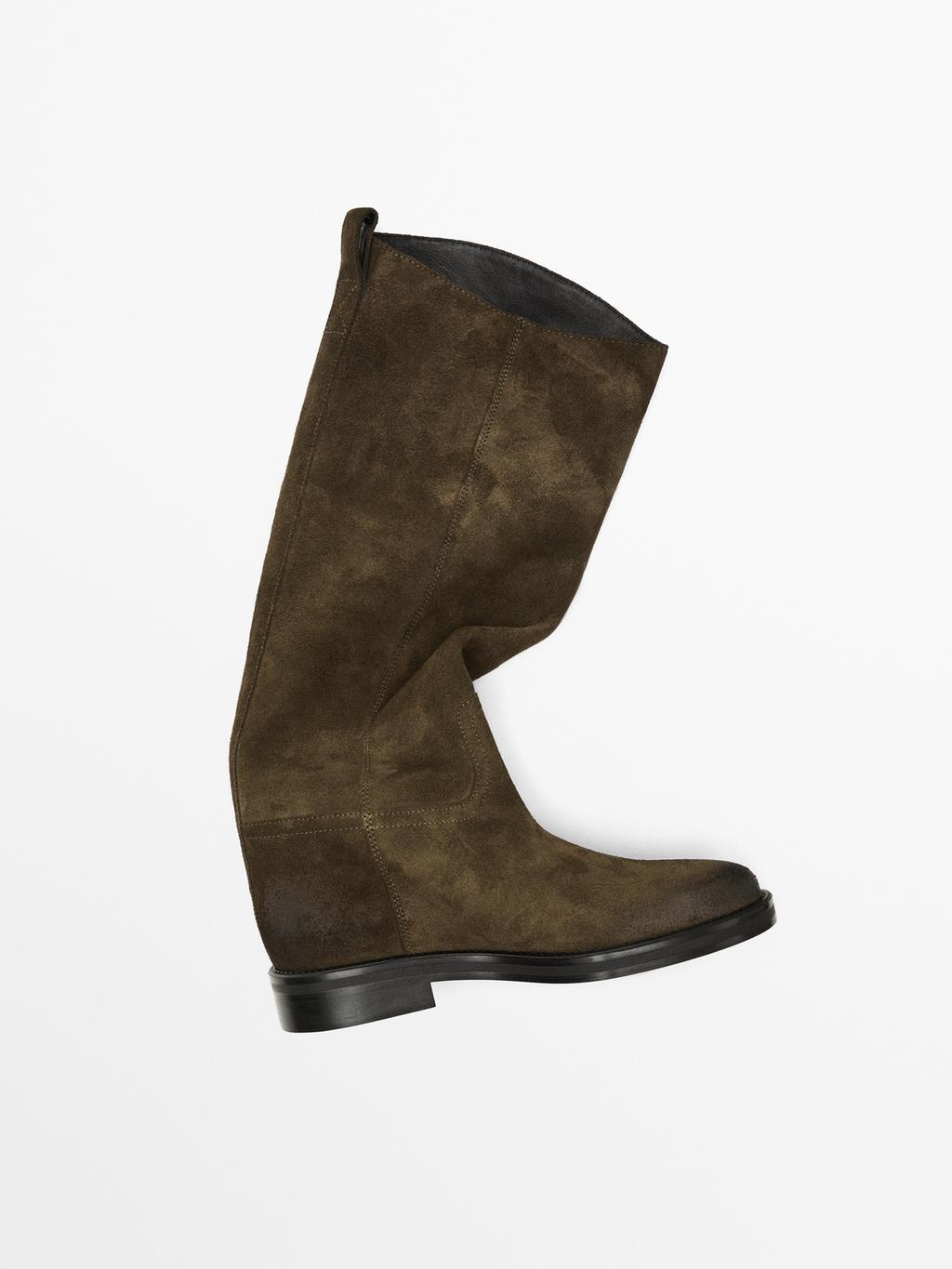 Oiled split suede riding boots